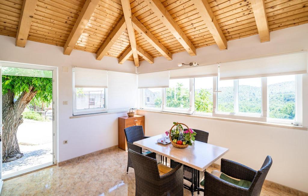 Apartment Harmony - With Free Parking Doli Екстер'єр фото